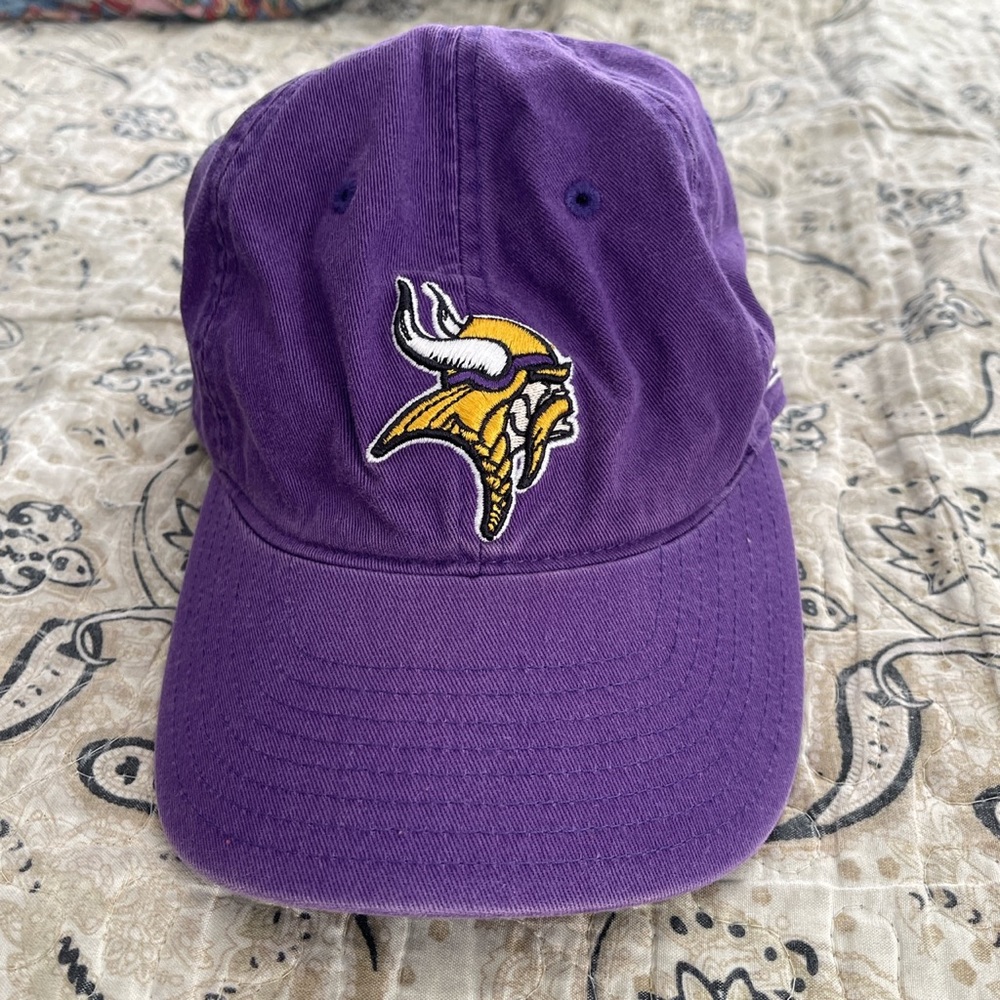 VINTAGE MINNESOTA VIKINGS NFL HAT SIZE MEDIUM REEBOK